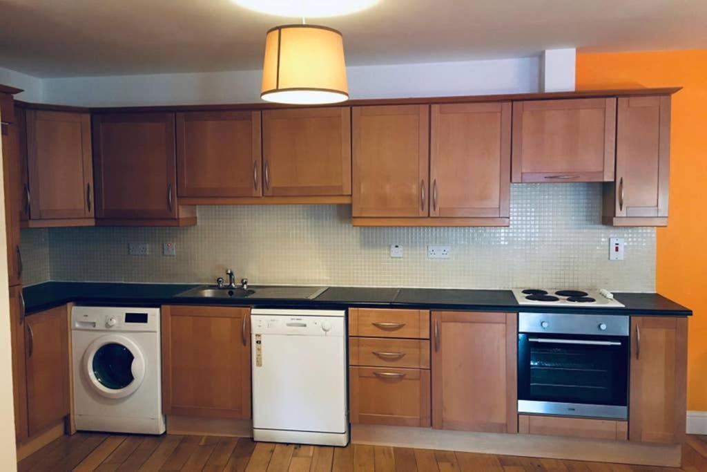 Apartment 4, Clifden Bay Apartments Bagian luar foto